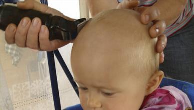 Можно ли хранить на память дома детские волосы Когда можно стричь младенца первый раз